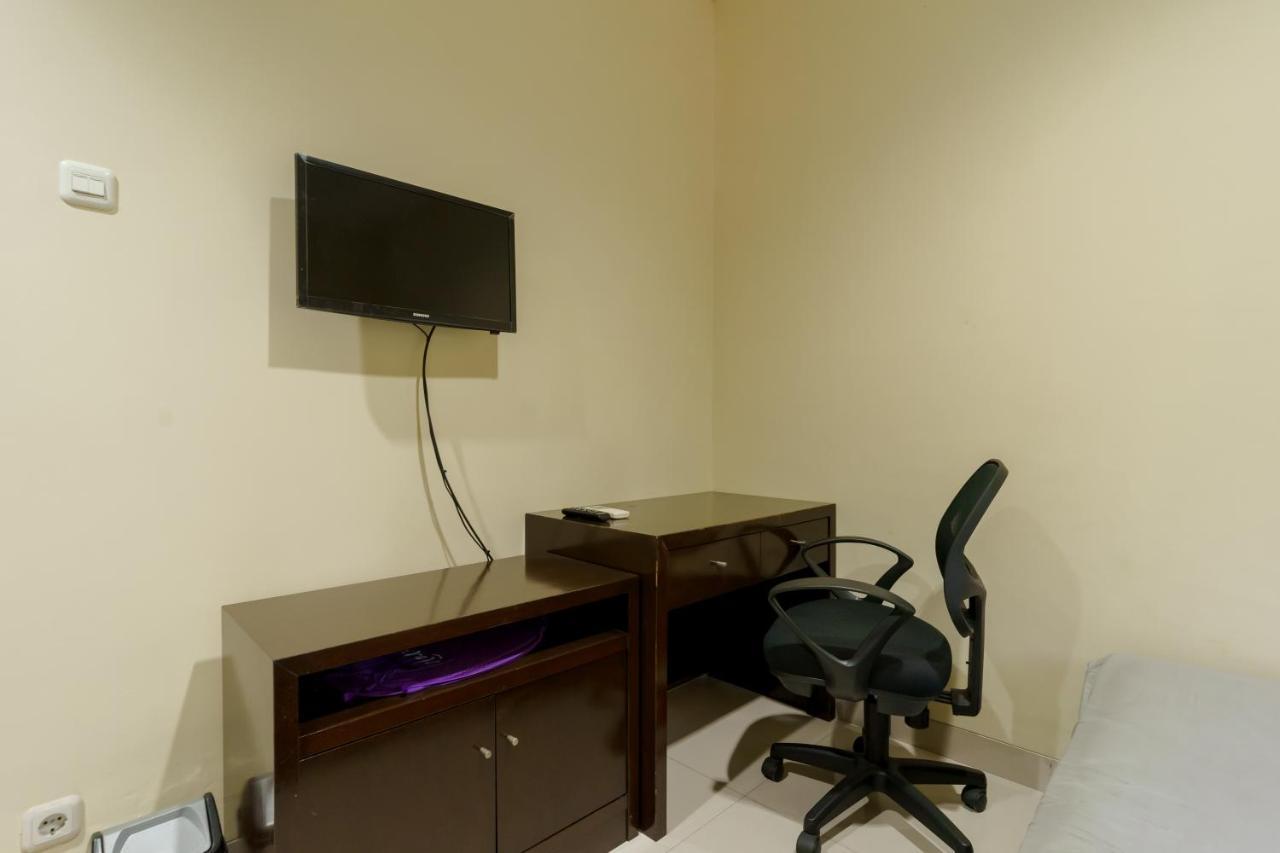 Dago Suites Syariah Cikarang Mitra Reddoorz เบกาซิ ภายนอก รูปภาพ